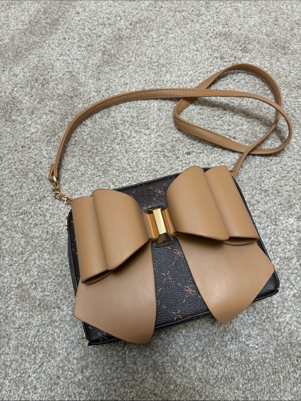 Women's Brown Bow Accent Crossbody Bag